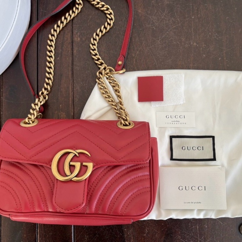 Authentic Gucci Small Marmont Shoulder bag
